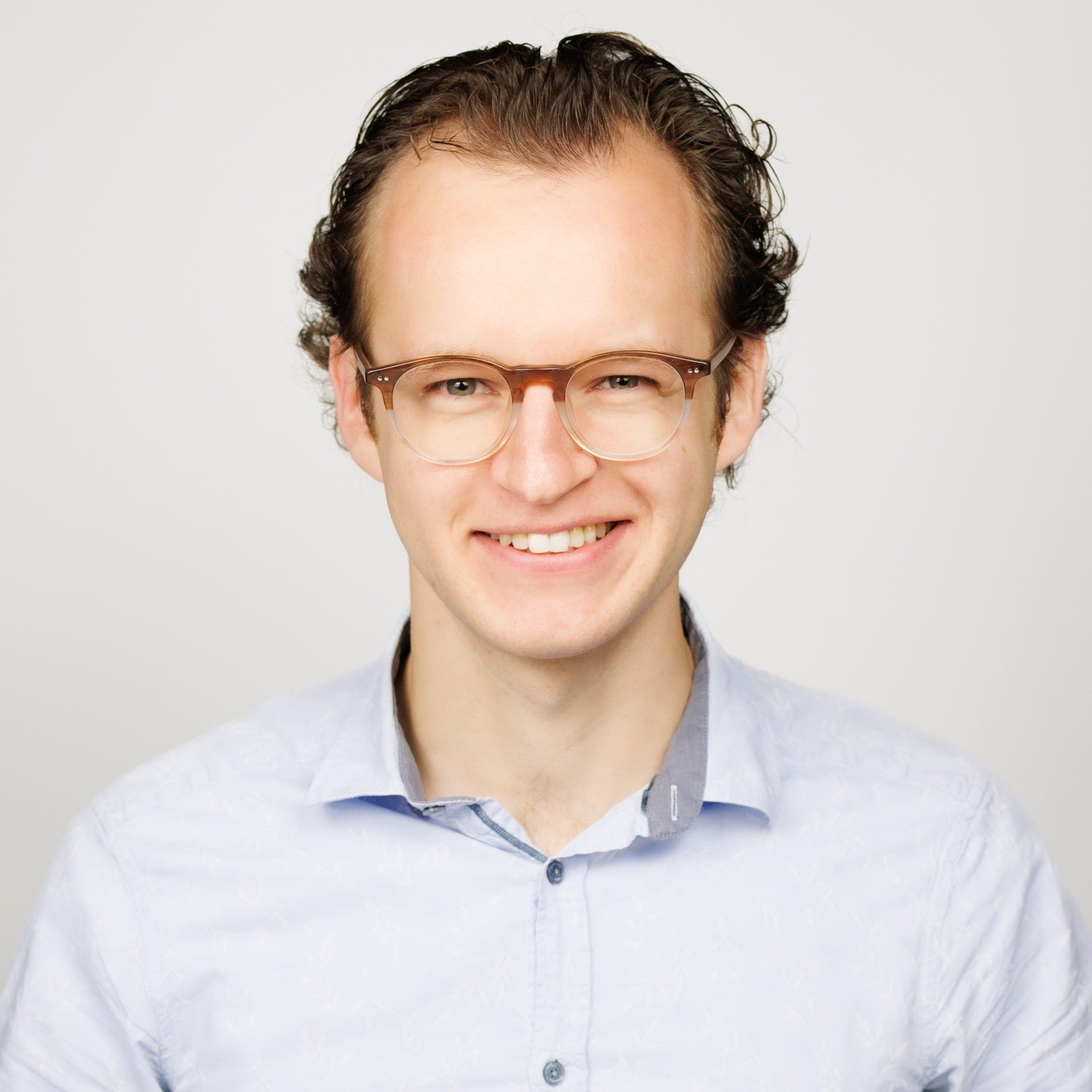 Simon Buck